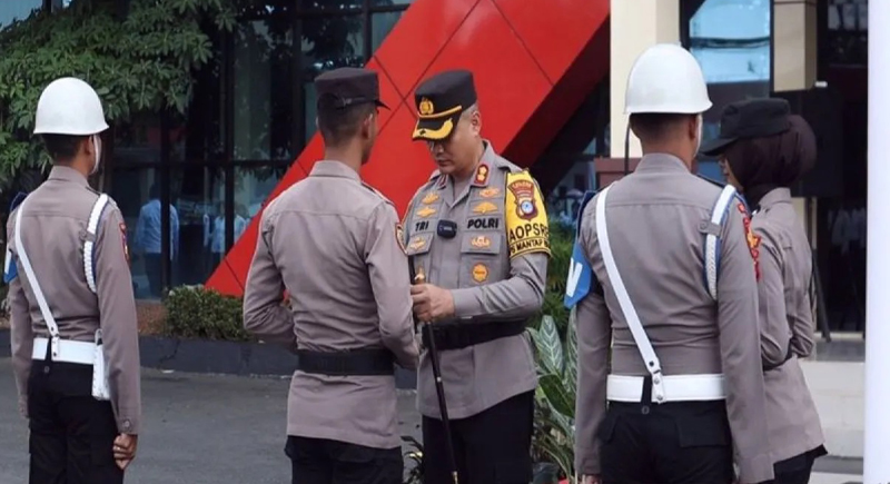 D:\2024\Maret 2024\22 Maret 2024\2\2\New Folder\Polres Kotabaru PTDH Anggota Terlibat Narkoba.jpg