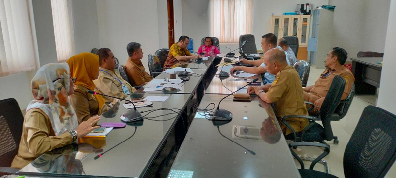 D:\2024\Maret 2024\27 Maret 2024\5\hal 5\Rapat Komisi III DPRD dengan DLH Kota Banjarmasin terkait refocusing anggaran dan program DLH.jpg