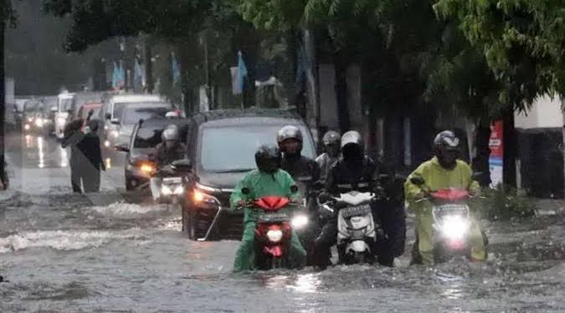 D:\2024\Maret 2024\27 Maret 2024\7\7\FOTO Ekonomi (26 Maret )\hal 7 - 2 klm (bawah).jpg
