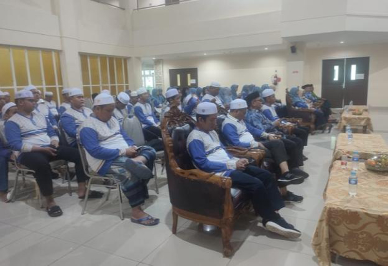 D:\2024\April 2024\18 April 2024\5\hal 5\hal 5\Kafilah MTQ Kabupaten Banjar saat mengikuti training center.jpg