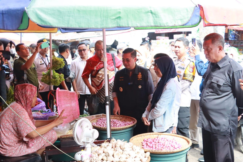 D:\2024\April 2024\4 April 2024\2\2\New Folder\Ketersedian Bapok di Pasar Tradisional Aman.jpg