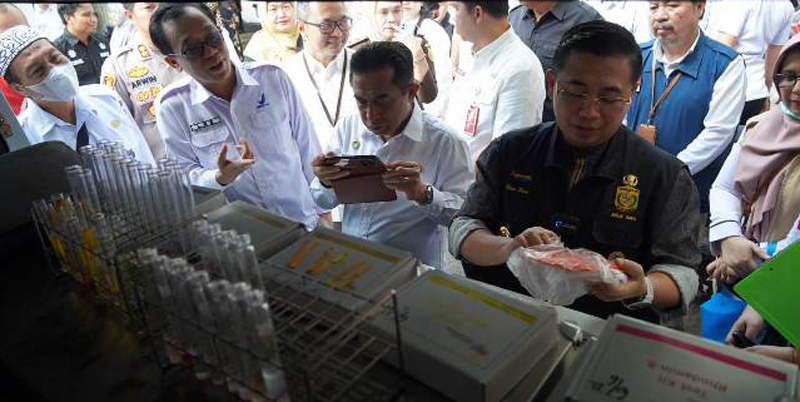 D:\2024\April 2024\5 April 2024\5\hal 5\PENGUJIAN sampel makanan yang dilakukan BPOM.jpg