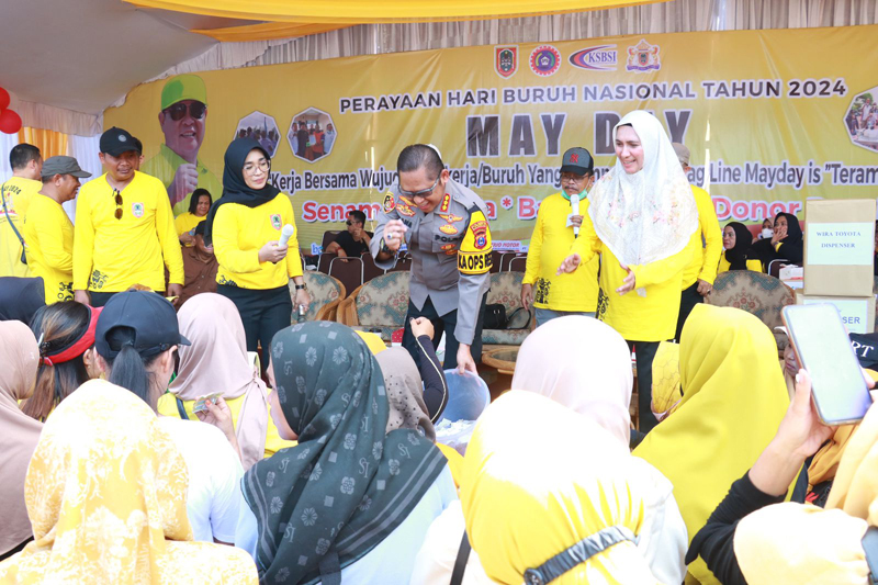 D:\2024\Mai 2024\1 April 2024\2\2\New Folder\Kapolresta Beri SIM Gratis di Hari Buruh.jpg