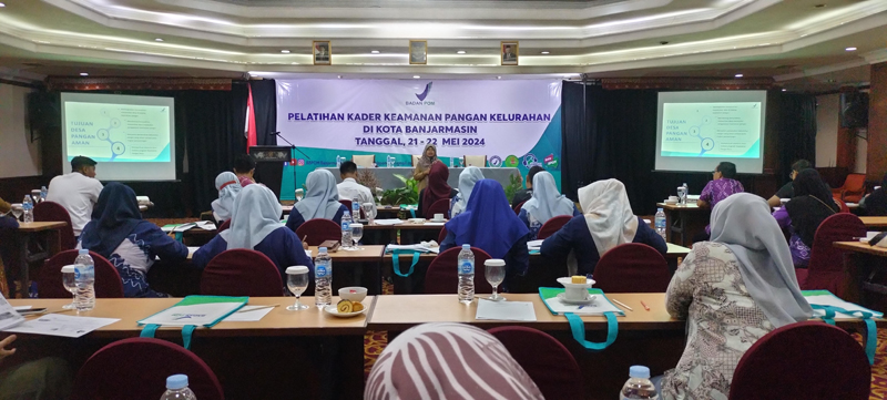 D:\2024\Mai 2024\22 Mei 2024\5\hal 5\pelatihan penyuluh keamanan pangan kelurahan.jpg