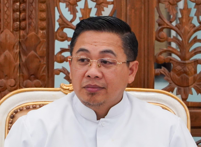 D:\2024\Mai 2024\27 Mei 2024\5\hal 5\H Ibnu Sina.jpg