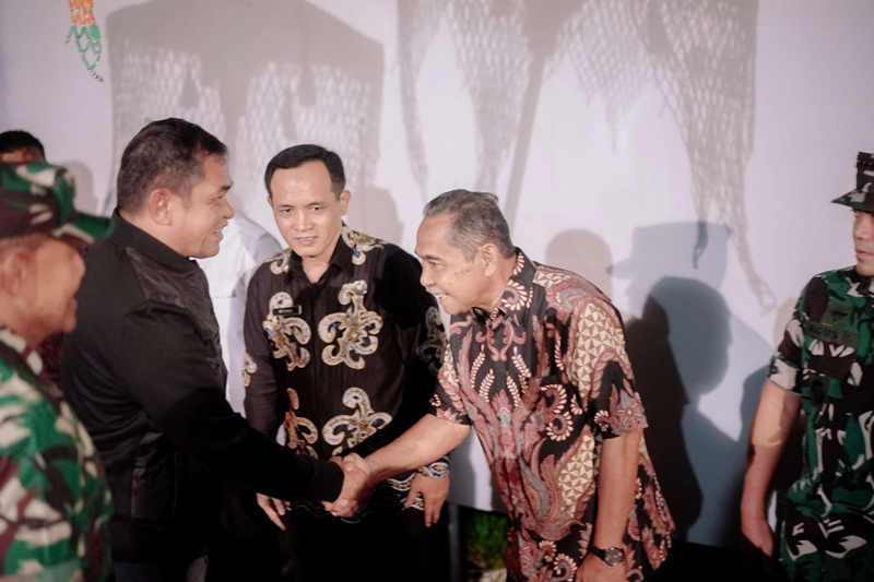 D:\2024\Juni 2024\10 Juni 2024\2\2\New Folder\DPRD Kalsel Sambut Baik Kedatangan Kasad.jpg