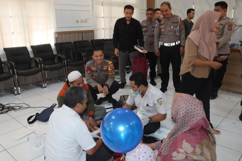 D:\2024\Juni 2024\13 Juni 2024\2\2\New Folder\Polres Balangan Gelar Sunatan Massal.jpg