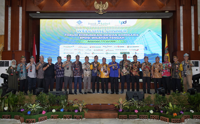 D:\2024\Juni 2024\13 Juni 2024\7\7\BERITA-FOTO HAL  EKONOMI (13 - Juni )\ADVETORIAL BANK KALSEL.jpg