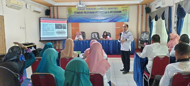 D:\2024\Juni 2024\27 Juni 2024\5\hal 5\HAL 5\Asisten 1 Bidang Pemerintahan dan Kesejahteraan Rakyat Machli Riyadi menyampaikan arahan.jpg