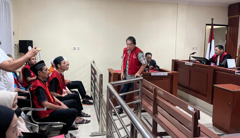 D:\2024\Juli 2024\11 Juli 2024\2\2\Sidang Putusan Babah Ditunda.jpg