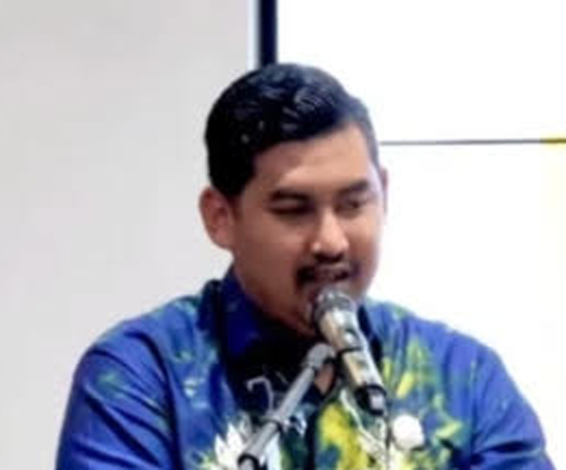 D:\2024\Juli 2024\15 Juli 2024\5\hal 5\Ketua DPRD Kota Banjarbaru Fadliansyah Akbar memberikan sambutan.jpg