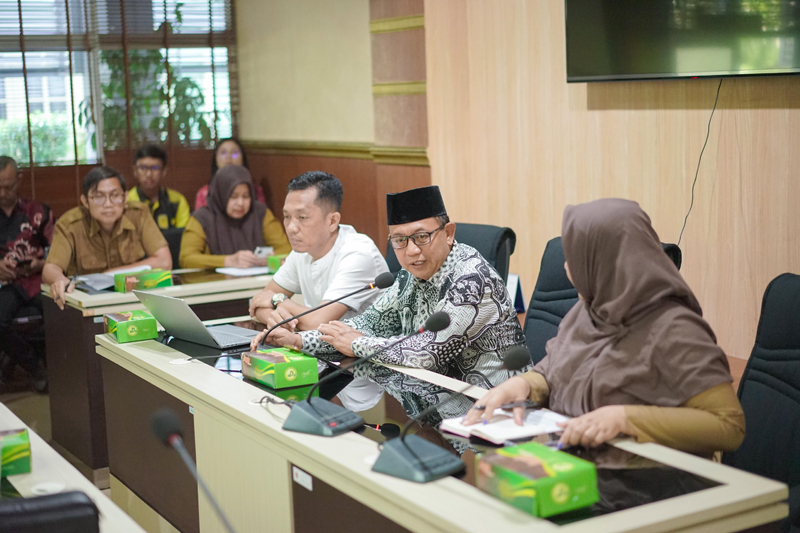 D:\2024\Juli 2024\17 Juli 2024\2\2\Pansus IV Sesuaikan Raperda dengan DIY.jpg