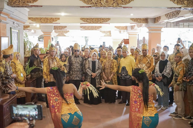 D:\2024\Juli 2024\20 Juli 2024\2\2\New Folder\Supian HK Hadiri Pengukuhan KKB Bali.jpg