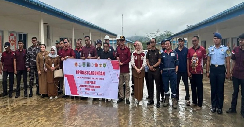 D:\2024\Juli 2024\4 Juli 2024\2\Imigrasi Batulicin Gencarkan Operasi Gabungan.jpg
