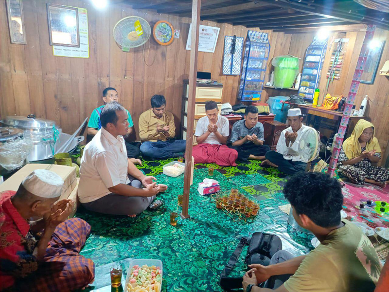 D:\2024\November 2024\22 November 2024\2\2\New Folder\Polda Berikan Bantuan UMKM.jpg