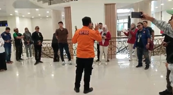 C:\Users\Desain 01\AppData\Local\Microsoft\Windows\INetCache\Content.Word\ktb .jpg