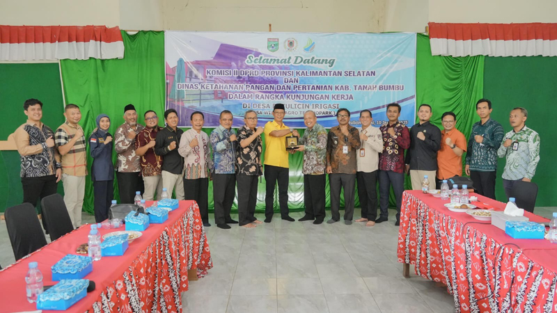 D:\2025\Januari 2025\13 Januari 2025\2\Suripno Tinjau Program Ketahanan Pangan dan Agrowisata.jpg