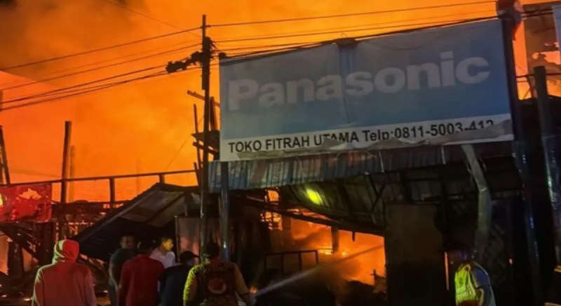 D:\2025\Januari 2025\31 Januari 2025\2\Kebakaran di Simpang Empat Diselidiki.jpg