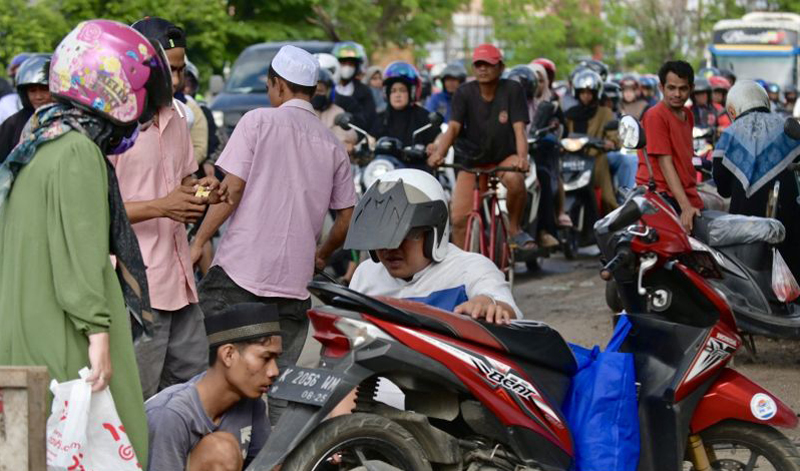 D:\2025\Januari 2025\7 Januari 2025\2\Komunitas Bengkel Servis Gratis Kendaraan Jamaah.jpg