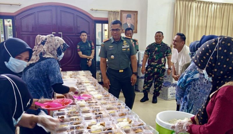 D:\2025\Januari 2025\8 Januari 2025\2\Kodam Mulawarman Salurkan MBG.jpg