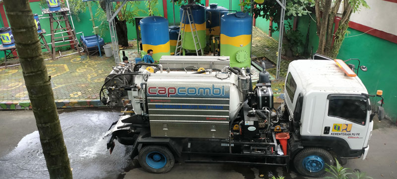 D:\2025\Februari 2025\13 Februari 2025\5\Hal 5\Mobil penyedot tinja milik PALD.jpg