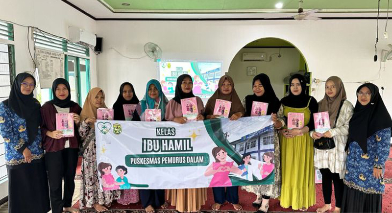 D:\2025\Februari 2025\18 Februari 2025\5\Kelas Ibu Hamil Kelurahan Pemurus Dalam Kota Banjarmasin foto bersama.jpg