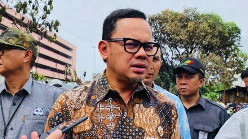 D:\2025\Februari 2025\19 Februari 2025\Halaman 1-11 Rabu\Wakil Menteri Dalam Negeri.jpg