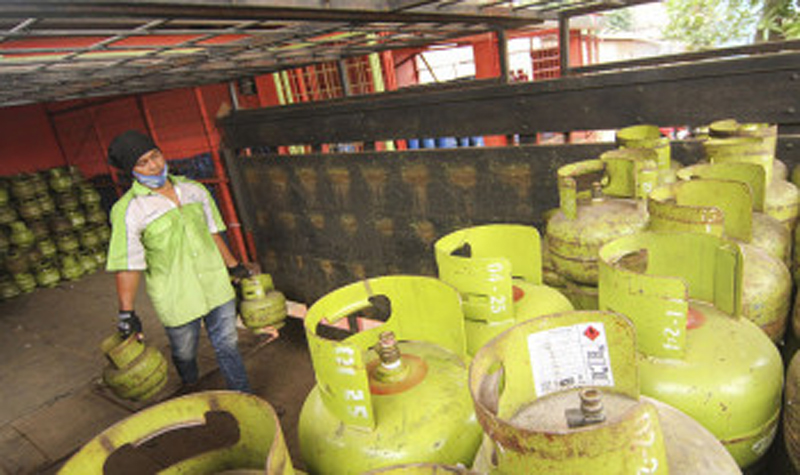 D:\2025\Februari 2025\5 Februari 2025\7\hal Ekonomi (05  Februari)\Pertamina-Tambah-Pasokan-Gas-LPG-3Kg-25042020-Ada-3.jpg