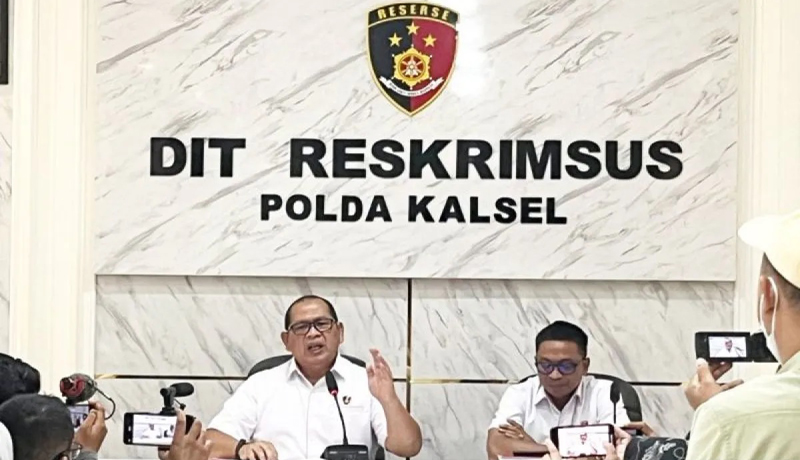 D:\2025\Maret 2025\13 Maret 2025\2\Polda Luruskan Informasi Terkait Toko Mama Khas Banjar.jpg