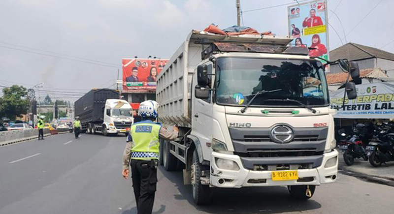 D:\2025\Maret 2025\13 Maret 2025\7\hal Ekonomi (13      Maret))\hal 7 - 2 klm (bawah).jpg