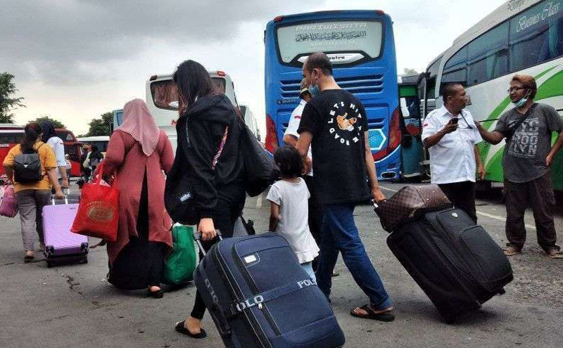 D:\2025\Maret 2025\20 Maret 2025\7\hal Ekonomi (20        Maret))\hal 7 - 2 klm (Bawah).jpg