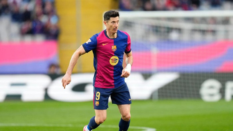 D:\2025\Maret 2025\5 Maret 2025\9\Olahraga Rabu\Lewandowski.jpg