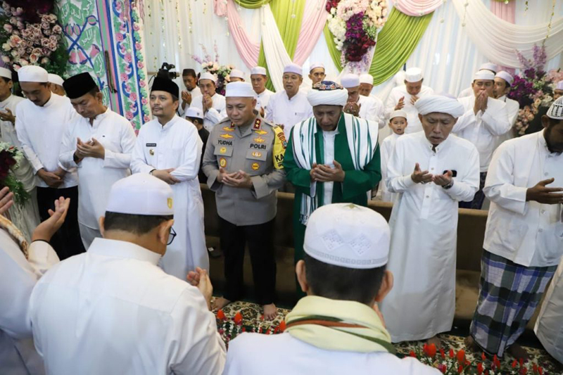 D:\2025\April 2025\8 April 2025\5\hal 5\WAKIL Gubernur kalsel.jpg