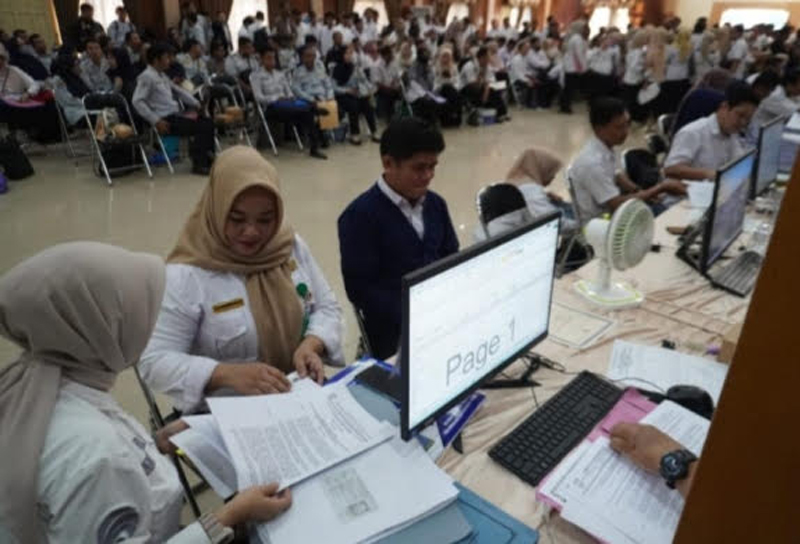 D:\2025\Juni 2025\11 Juni 2025\5\hal 5\Para tenaga non ASN Pemkab Banjar.jpg