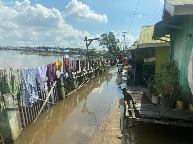 D:\2025\Juni 2025\14 Juni 2025\5\hal 5\Titian di kampung Hijau.jpg