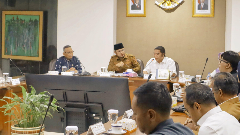 D:\2025\Juni 2025\18 Juni 2025\2\2\New Folder\Wapres Tindaklanjuti Usulan Pemkab Tabalong.jpg