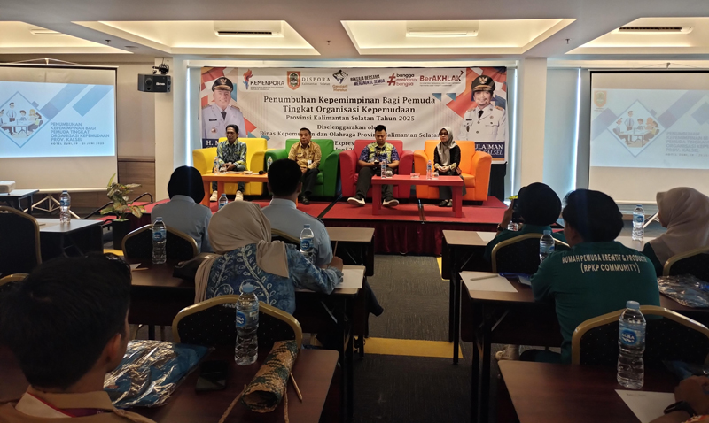 D:\2025\Juni 2025\20 juni 2025\5\hal 5\Dispora Kalsel merangkul 100 pemuda untuk pembekalan jiwa kepemimpinan.jpg