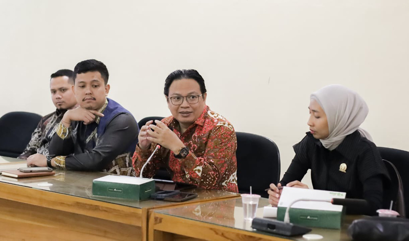 D:\2025\Juni 2025\23 Juni 2025\2\Firman Yusi Harap Investor Buka Ruang UMKM.jpg