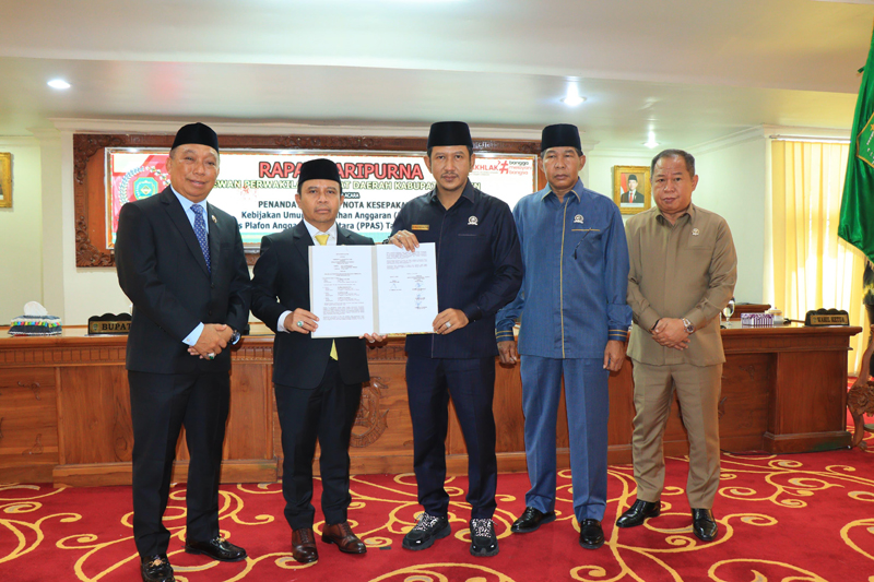 D:\2025\Juli 2025\11 Juli 2025\2\222\New Folder\DPRD Tapin Gelar Rapat Paripurna.jpg