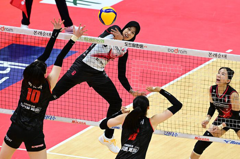 D:\2025\Juli 2025\14 Juli 2025\9\Olahraga Senin\Ko Hee Jin.jpg