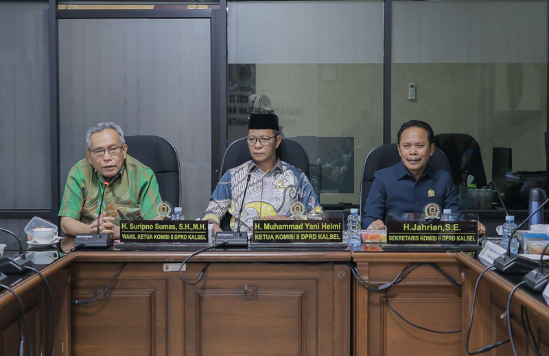 D:\2025\Juli 2025\18 Juli 2025\2\2\New Folder\Paman Yani Dorong Minat Pemuda Terhadap Pertanian.jpg
