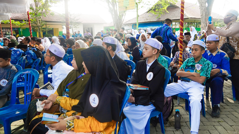 D:\2025\Juli 2025\18 Juli 2025\5\hal 5\SISWA SMP meriahkan PAI sekota Banjarmasin.jpg