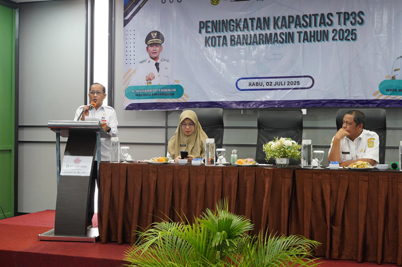 D:\2025\Juli 2025\3 Juli 2025\5\hal 5\Machli Riyadi memberikan pengarahan dalam kegiatan Peningkatan.jpg