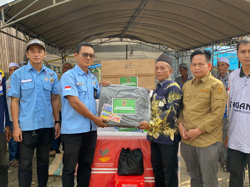 D:\2025\Juli 2025\30 Juli 2025\2\22\New Folder\Pemprov Bantu Korban Kebakaran Astambul.jpg