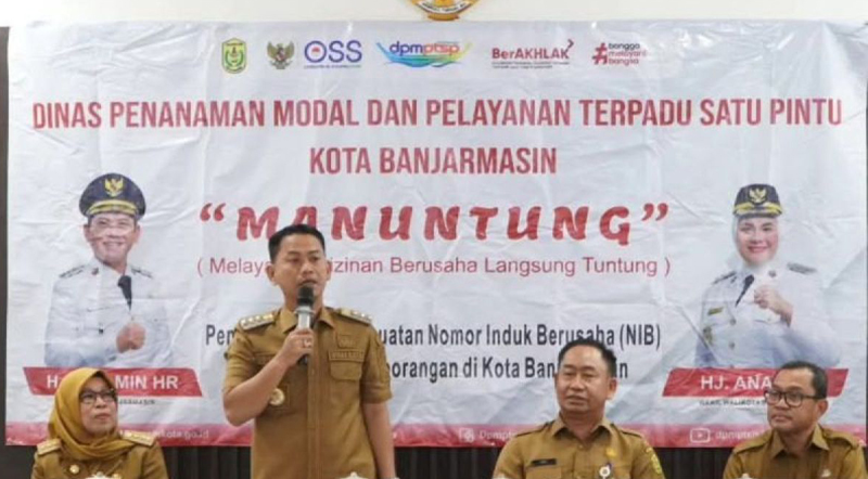 D:\2025\Juli 2025\31 Juli 2025\5\hal 5\Wali Kota Banjarmasin H Muhammad Yamin HR saat memberikan sambutan untuk.jpg