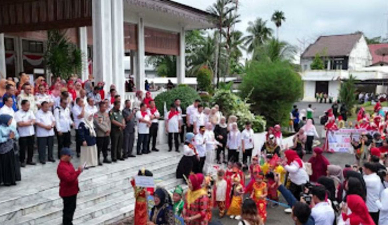 D:\2025\Agustus 2025\22 Agustus 2025\5\hal 5\Momen kemeriahan peringatan Hari Anak Nasional (HAN) ke-41 2025 di Kota Banjarmasin,.jpg