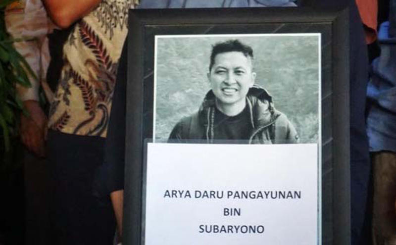 D:\2025\Agustus 2025\24 Agustus 2025\Halaman 1-11 Senin\arya daru.jpg