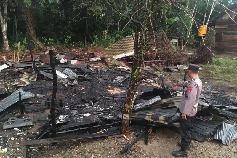 D:\2025\Agustus 2025\29 Agustus 2025\2\2\New Folder\Ledakan Tabung Gas Ludeskan Satu Rumah.jpg