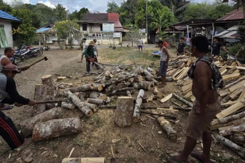 D:\2025\Agustus 2025\4 Agustus 2025\2\2\Warga Jelatang Antusias Sambut Haul Sekumpul.jpg
