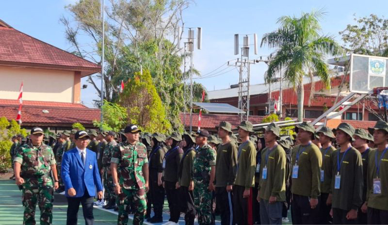 D:\2025\Agustus 2025\5 Agustus 2025\2\2\Bimbing Mental Maba, Poliban Gandeng TNI.jpg